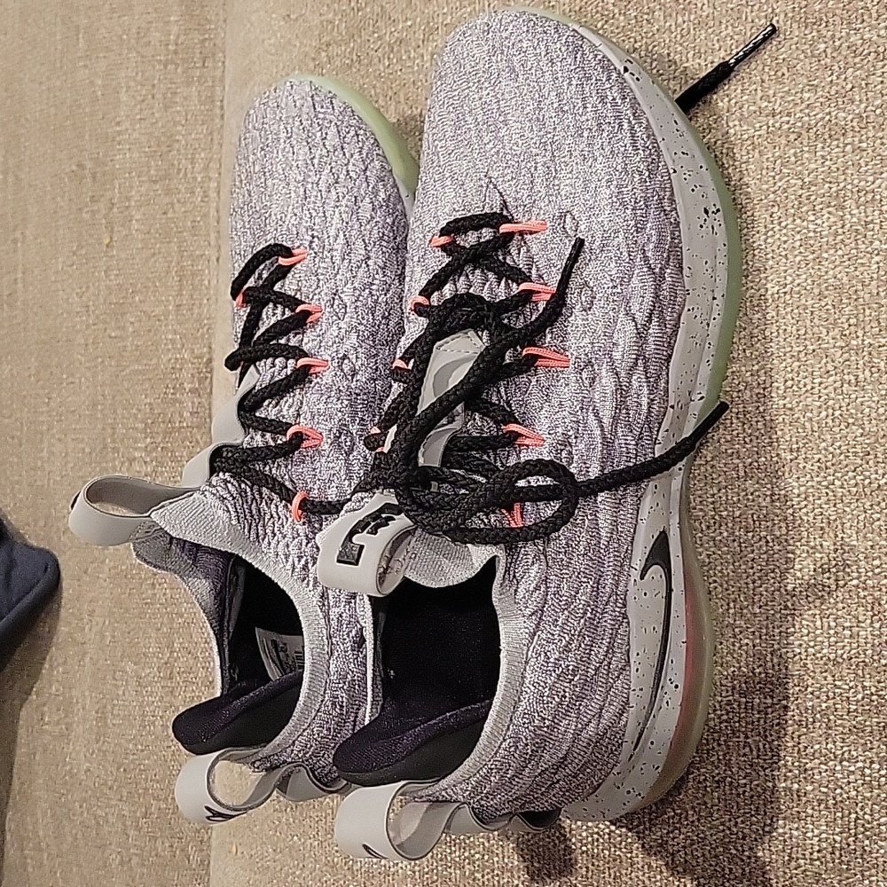 Nike Zoom EUC size 8 (mens?)
